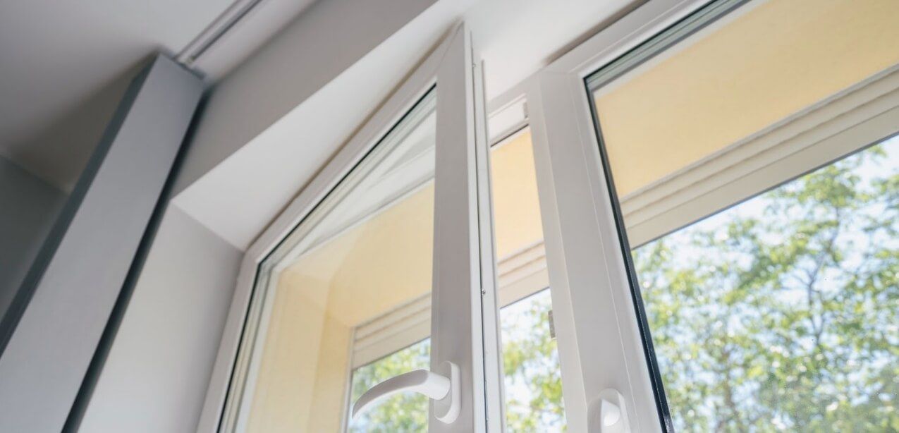 Типы открывания оконных створок: выбираем удобный и надежный вариант